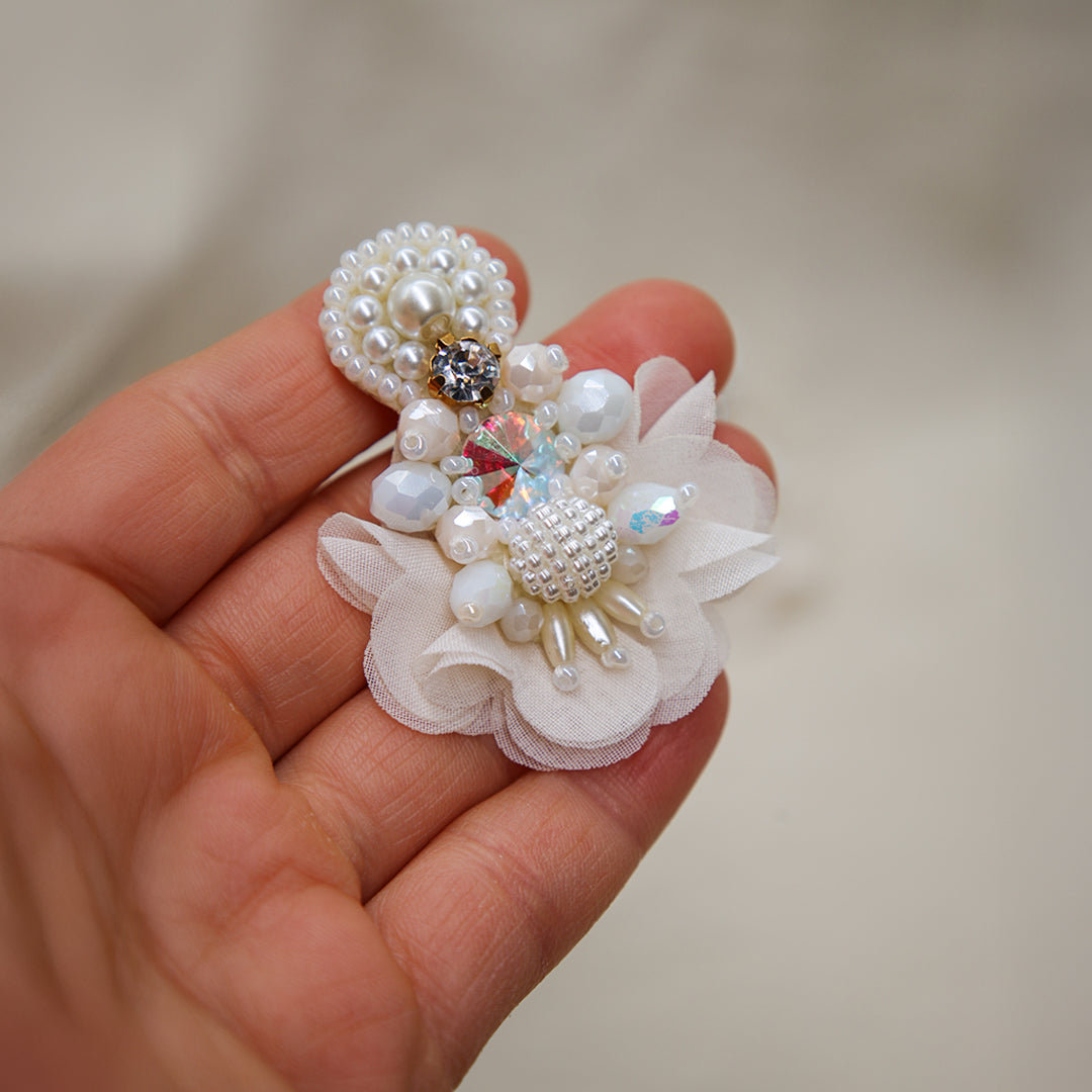 Ohrringe „Emilia“ mit Murano und Stoffblüten