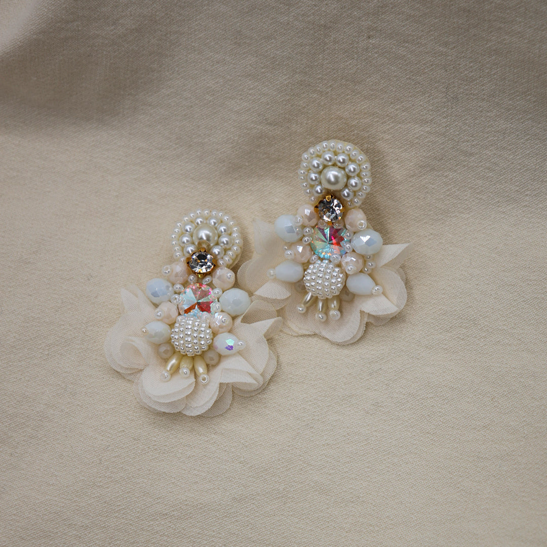 Ohrringe „Emilia“ mit Murano und Stoffblüten